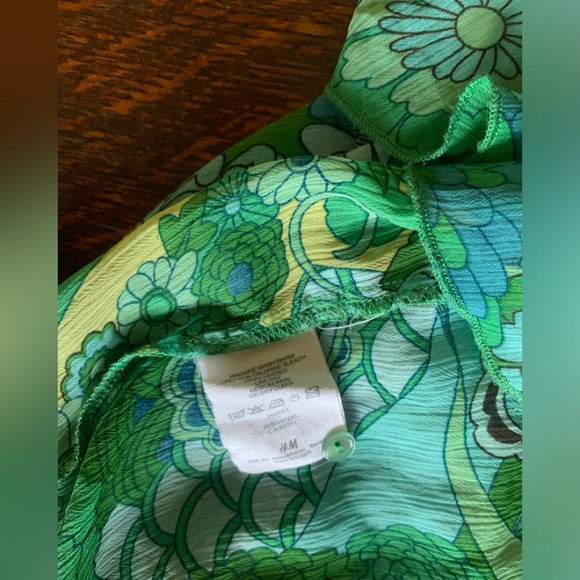H&M Chiffon Floral Tunic Blouse Sz. 14 - Picture 5 of 7